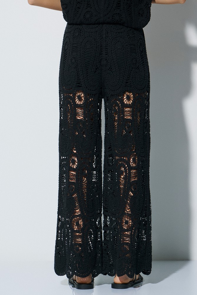 Knit pants with cutwork