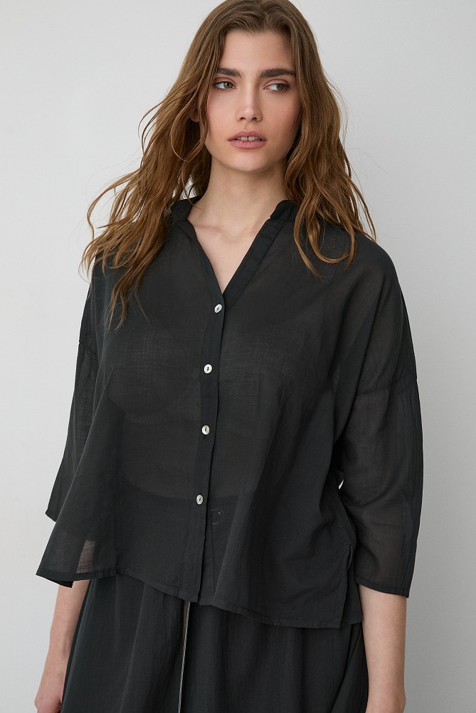 Shirt with 3/4 sleeves,