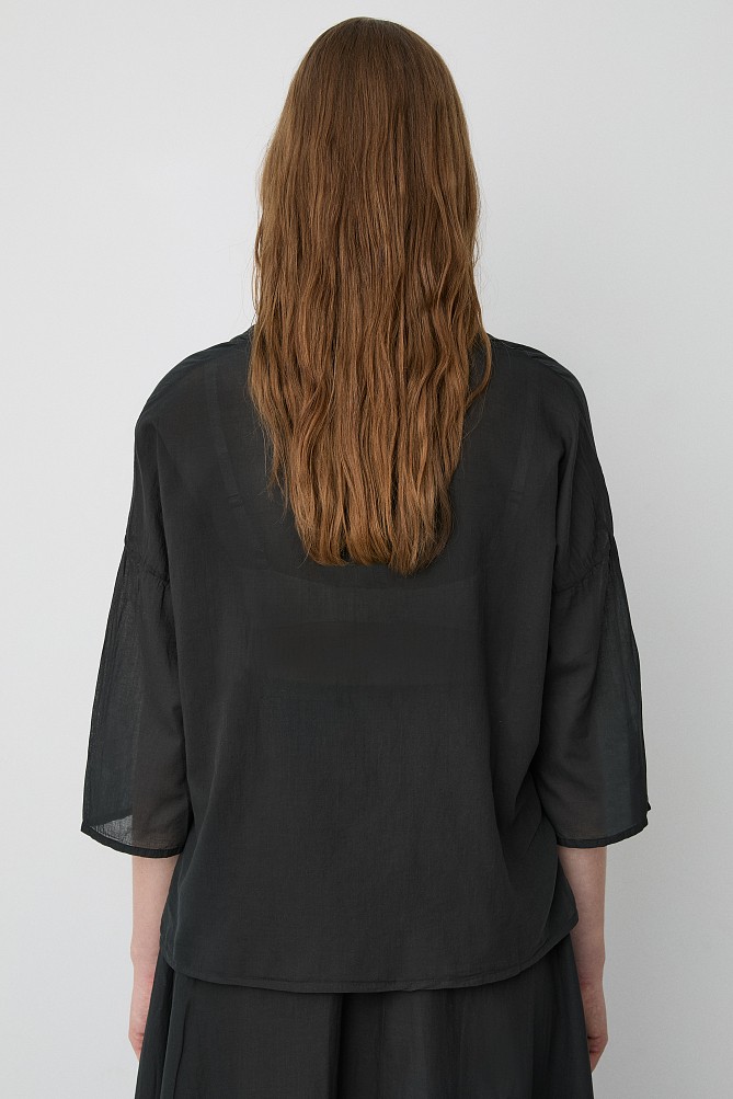 Shirt with 3/4 sleeves,
