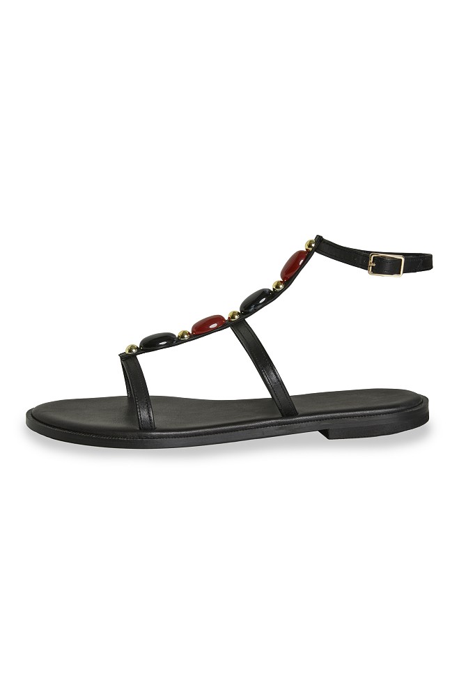 Leather sandal with decorative stones