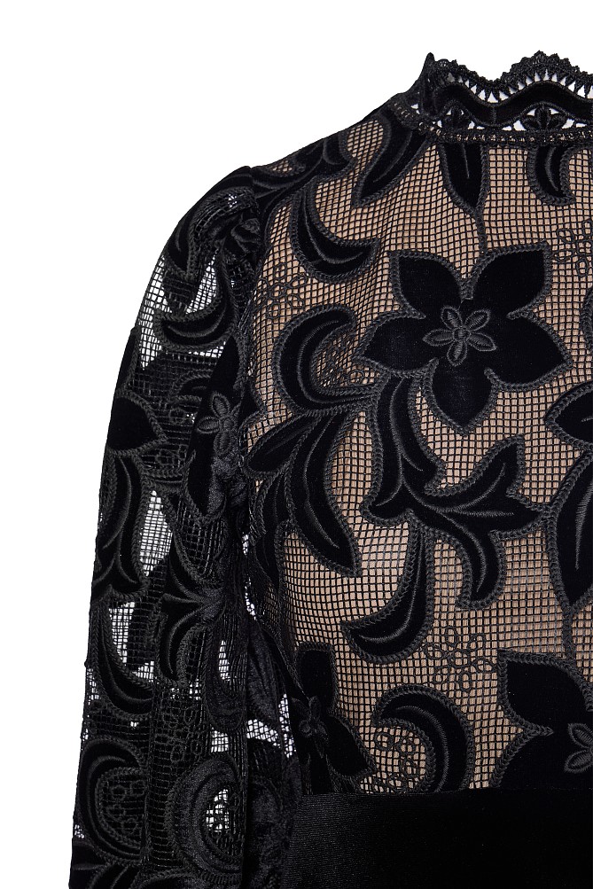 Μίνι βελούδινο διάτρητο φόρεμα