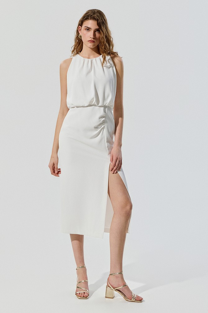 Midi dress with a side slit