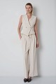 Pleated trousers with an elasticated waistband
