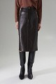 Falda midi efecto piel