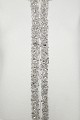 Πλεκτή ζακέτα με διακοσμητικές λεπτομέρειες