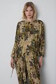 Blusa floral con dobladillo asimétrico