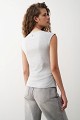 Blusa sin mangas con pedrería