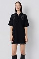 Rochie scurtă din tricot cu pietricele