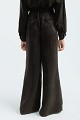 Pantaloni wide-leg cu aspect de piele întoarsă
