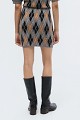 Fustă scurtă din tricot cu model argyle și pietricele