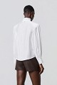 Camisa con detalles de encaje