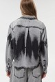 Cămașă denim cu model tie-dye și pietricele