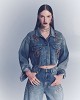 Chaqueta de mezclilla con detalles bordados
