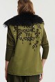 Sleeveless vest with embroidered details and faux fur