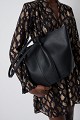 Shopper bag with pleats