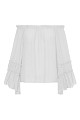 Blusa con hombros descubiertos y volantes