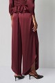 Pantalones de satén con aberturas laterales