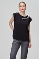 Sleeveless blouse with print and rhinestones