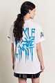 T-shirt με τύπωμα και τρουκς