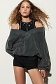 Sweater V-neck with rhinestones