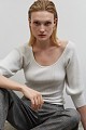 Ribbed top with ballon sleeves