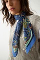 Multicolor printed scarf