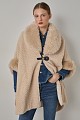 Cape with faux fur