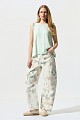Sleeveless blouse with frill