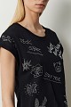 T-shirt με σχέδια από στρας