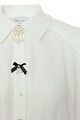 Blouse with long sleeves and pins