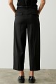 Barrel trousers with belt