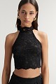 Top halter con bordado - Gold Label